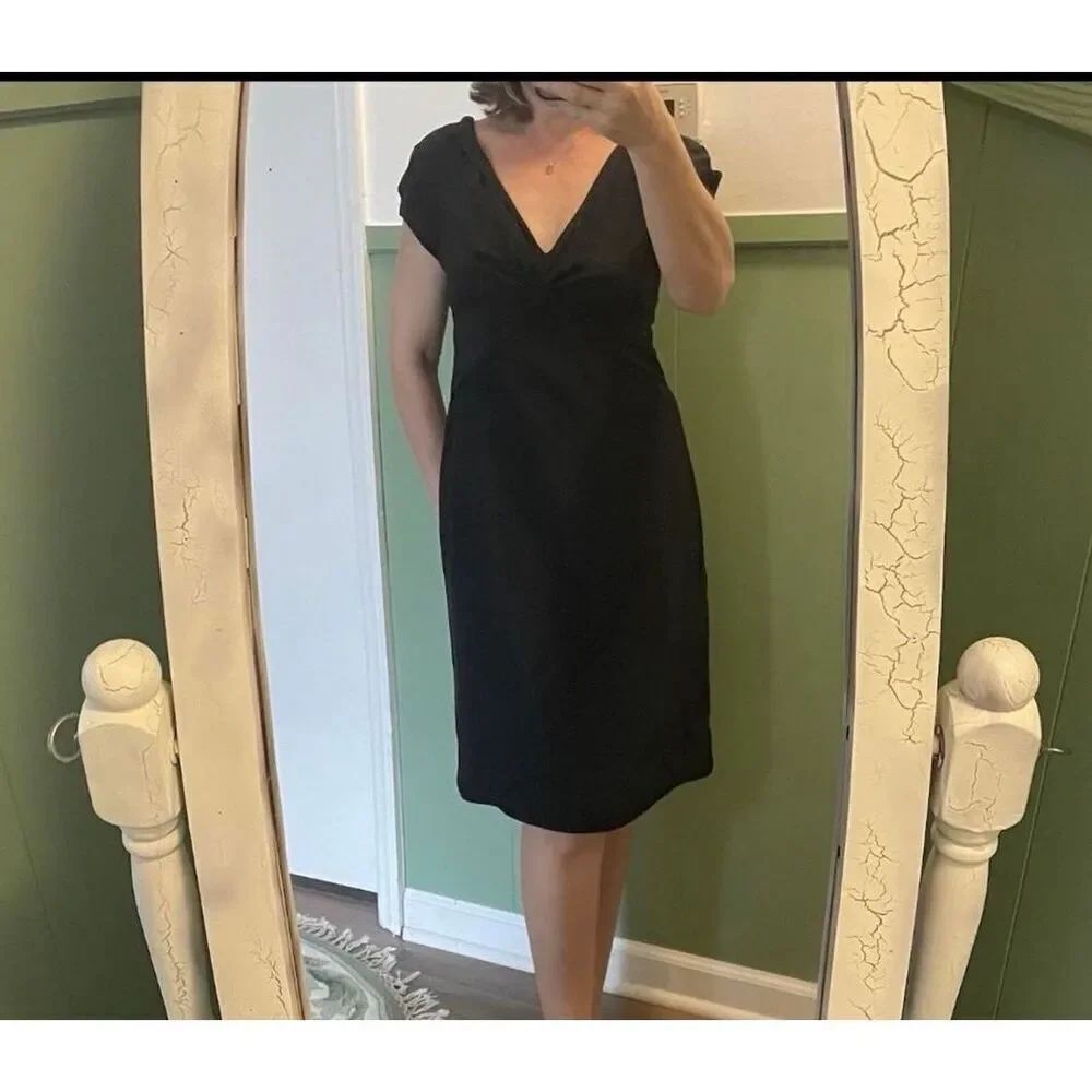 Banana Republic 100% Silk Black Twist Front Knee-Length Dress Size 2/XS